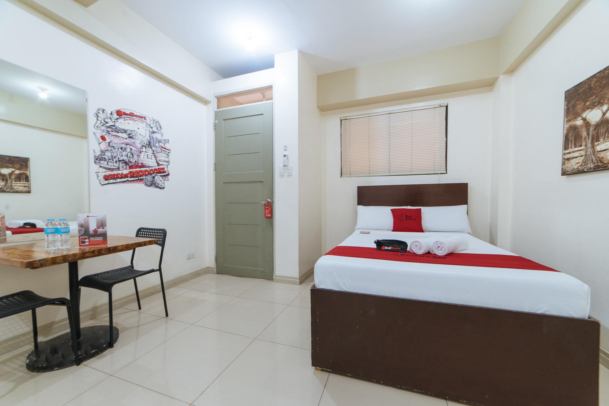 Reddoorz Near Pasay Taft Hotel Bagian luar foto