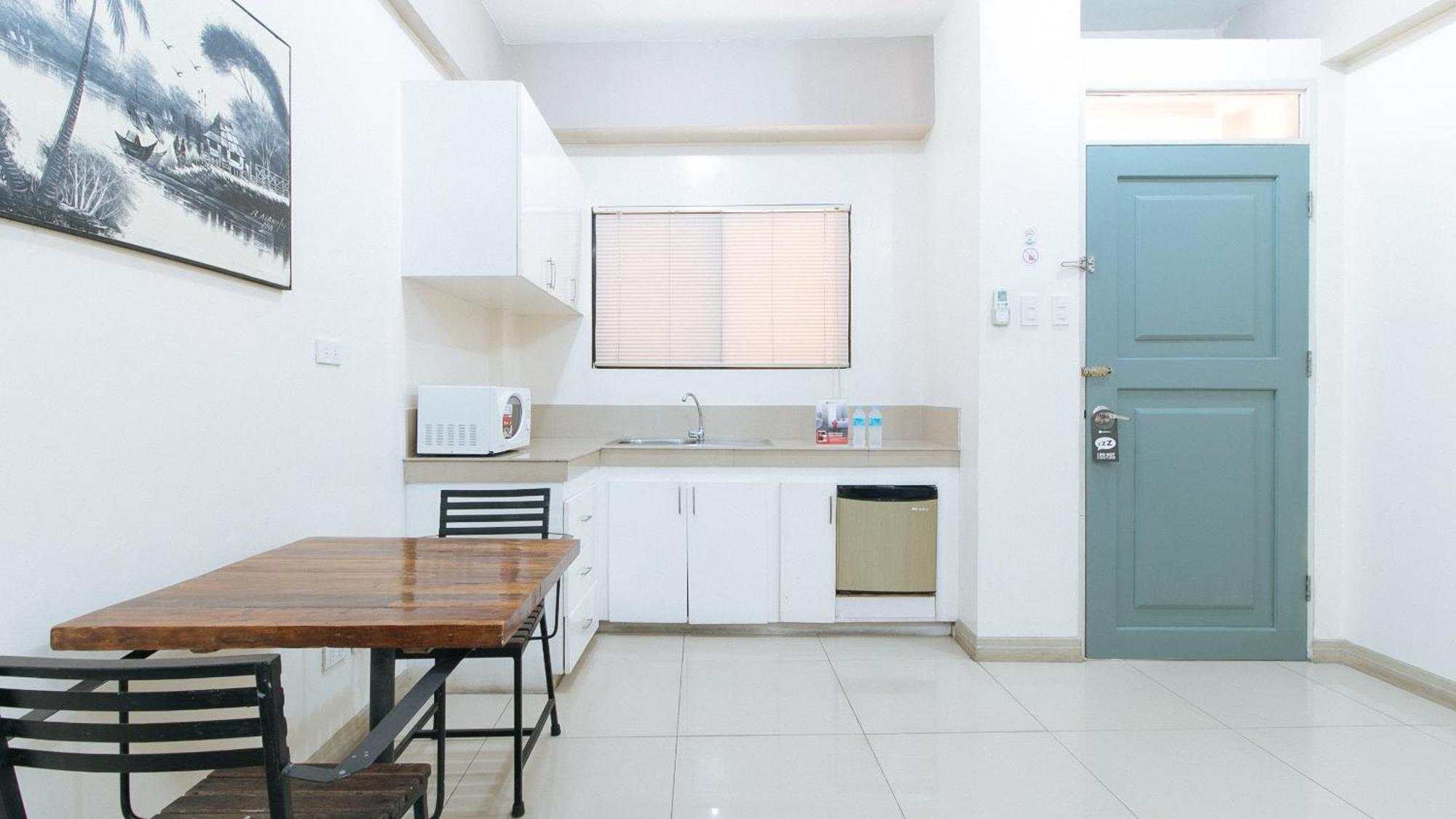 Reddoorz Near Pasay Taft Hotel Bagian luar foto
