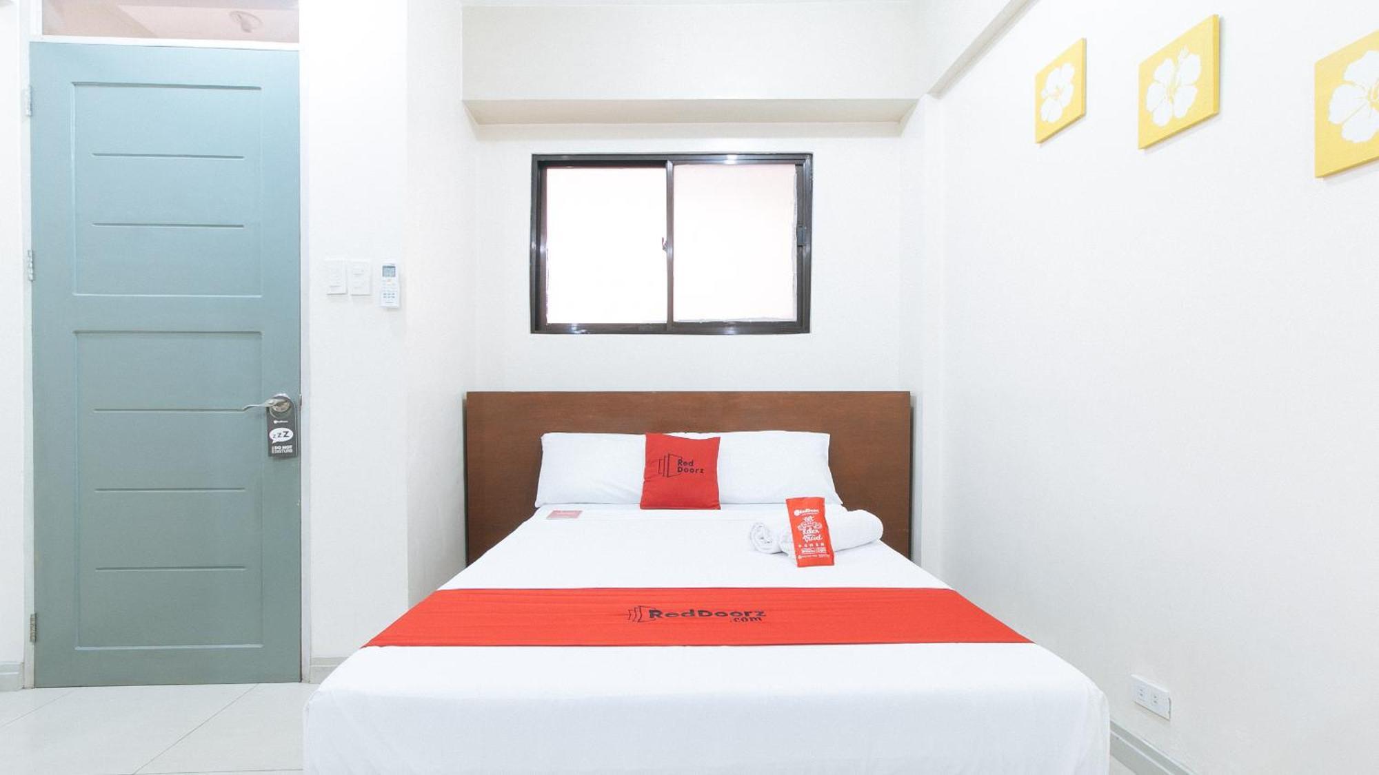 Reddoorz Near Pasay Taft Hotel Bagian luar foto