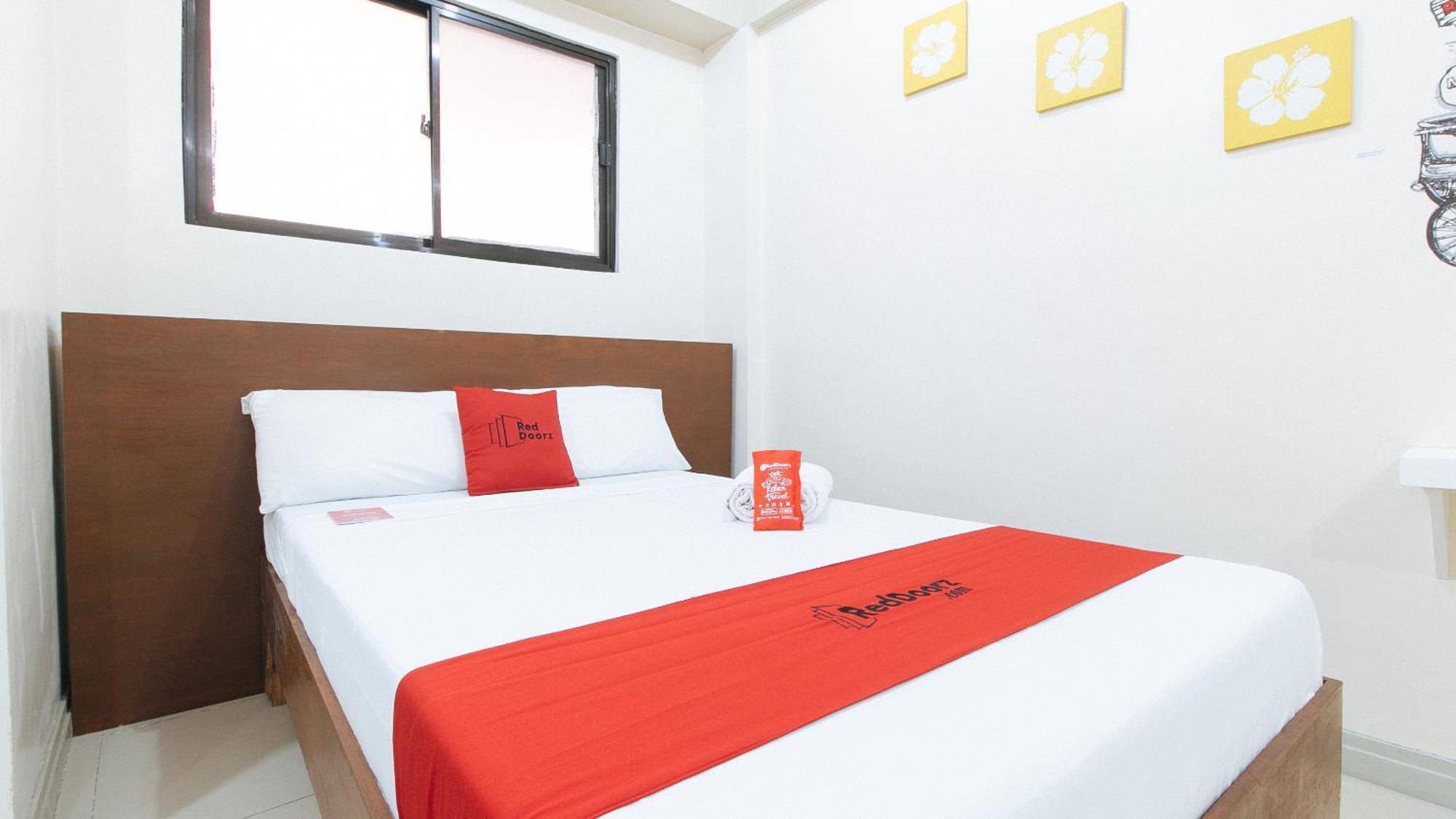 Reddoorz Near Pasay Taft Hotel Bagian luar foto