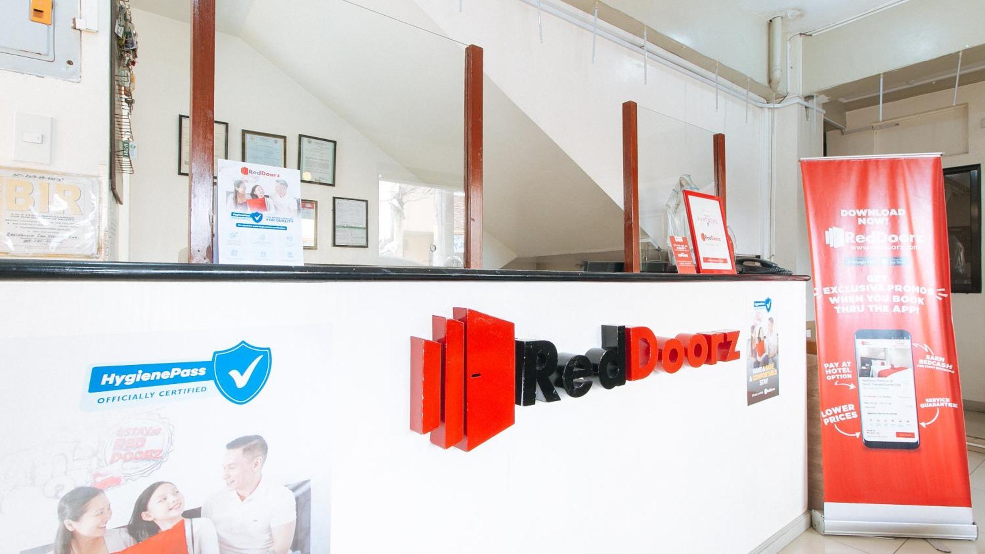 Reddoorz Near Pasay Taft Hotel Bagian luar foto