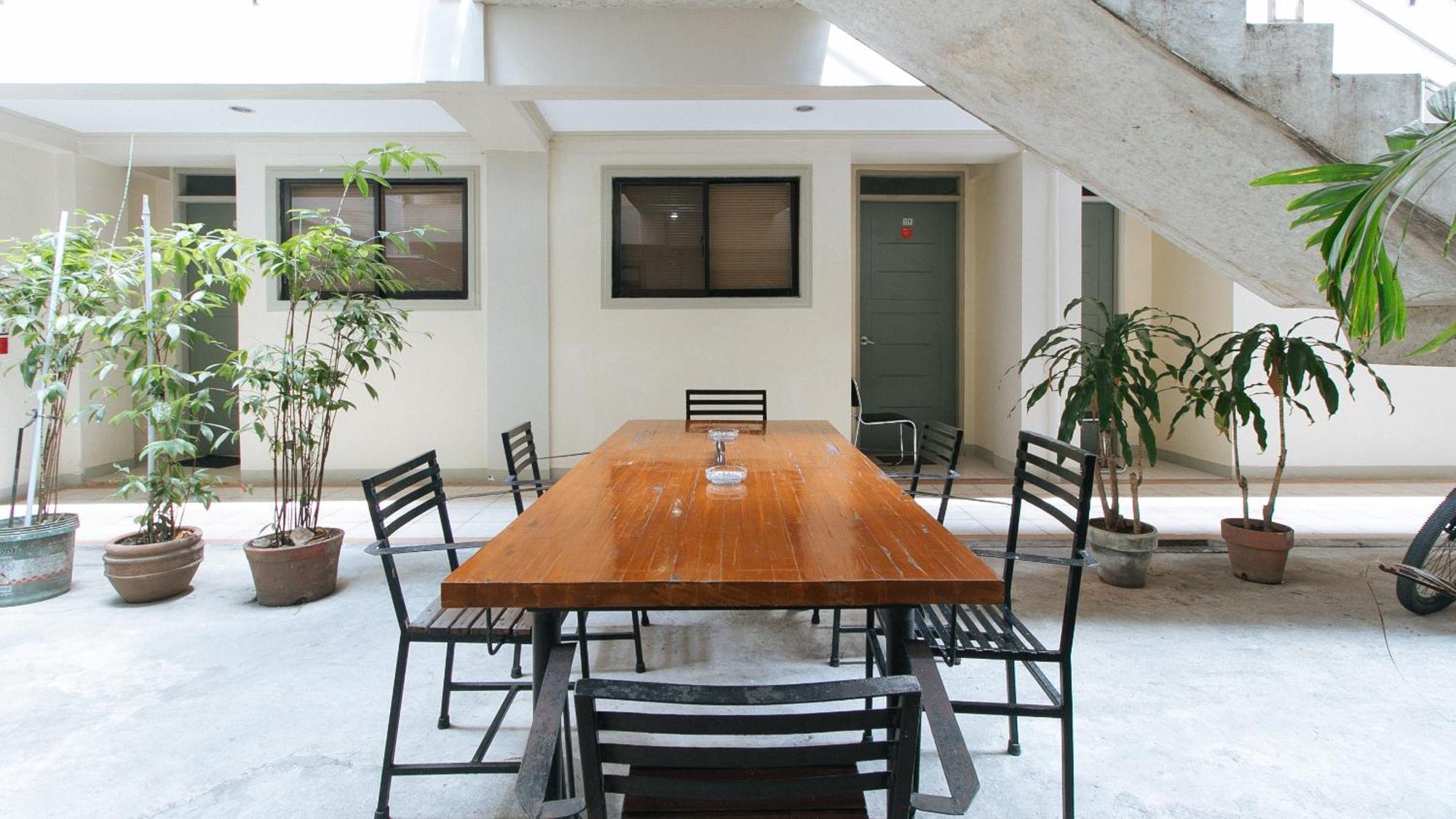 Reddoorz Near Pasay Taft Hotel Bagian luar foto