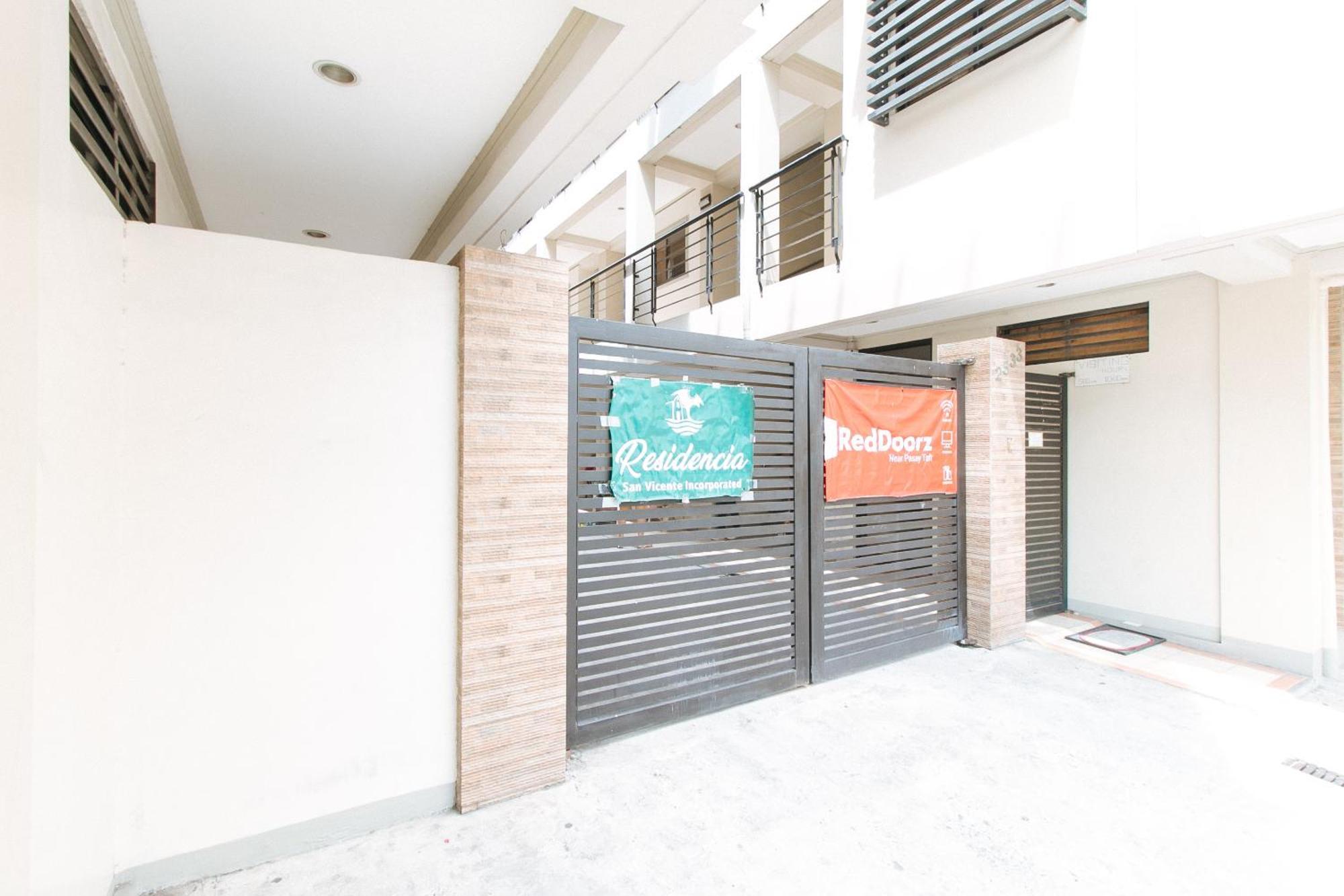 Reddoorz Near Pasay Taft Hotel Bagian luar foto
