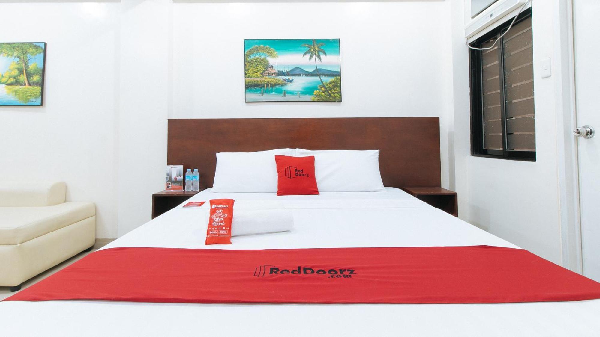 Reddoorz Near Pasay Taft Hotel Bagian luar foto